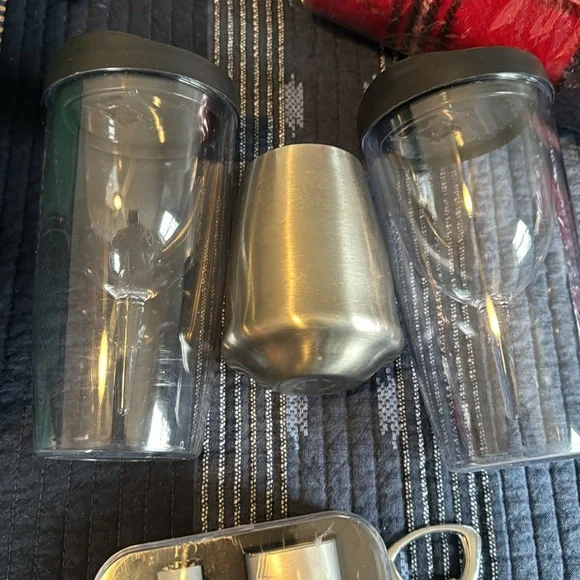 Wine To Go Bundle- PicnicTime Wine Pack Glasses & Outdoor Blanket & Accessories - Picture 14 of 14